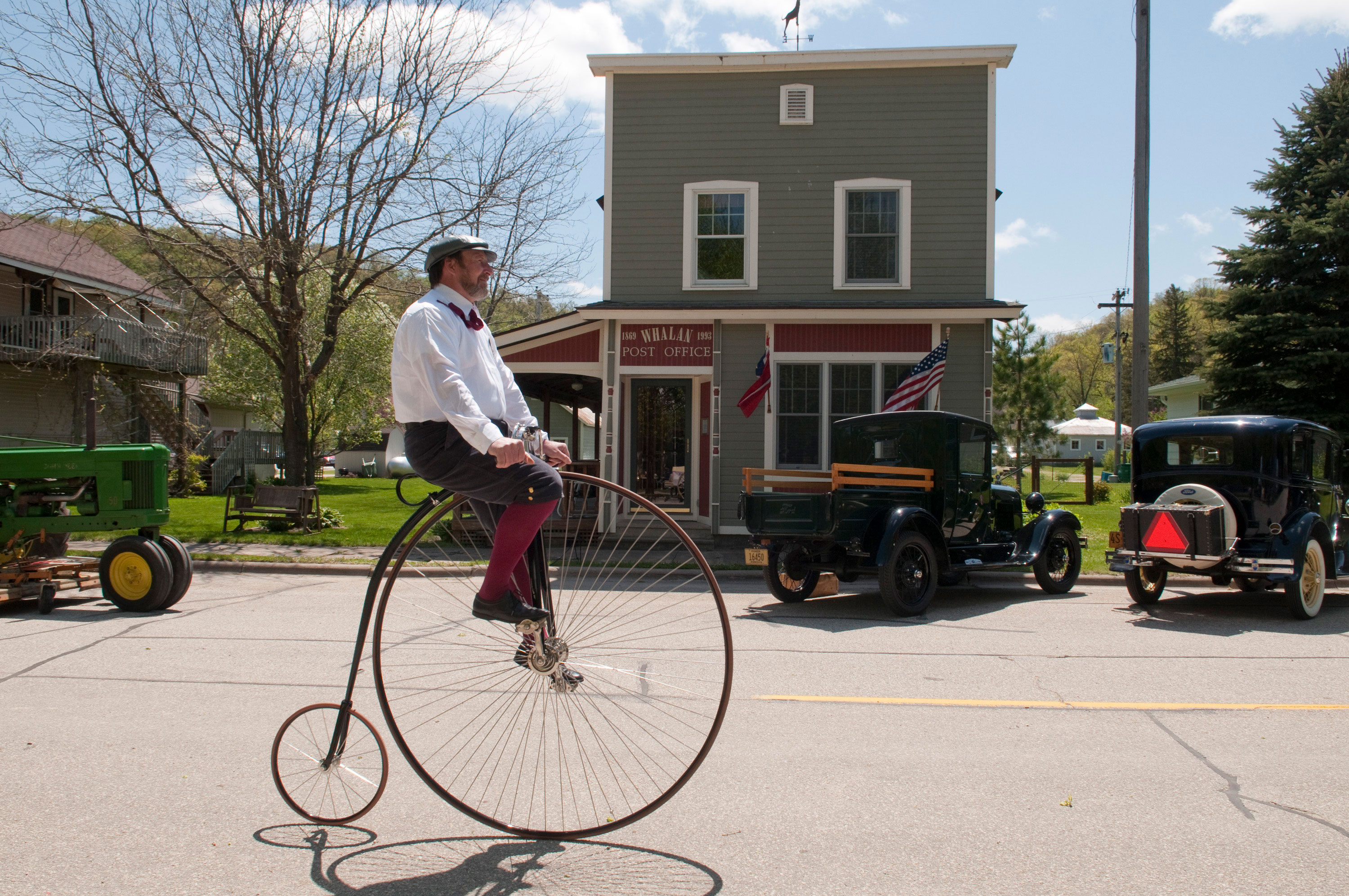Penny farthing bicycle at Whalan Stand Still Parade