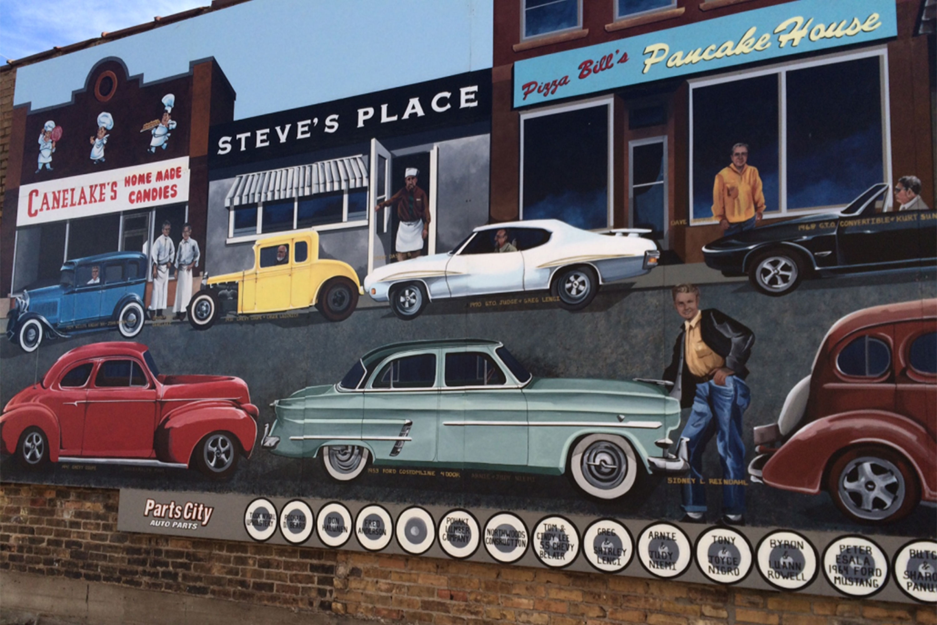 Cruising Main mural Virginia