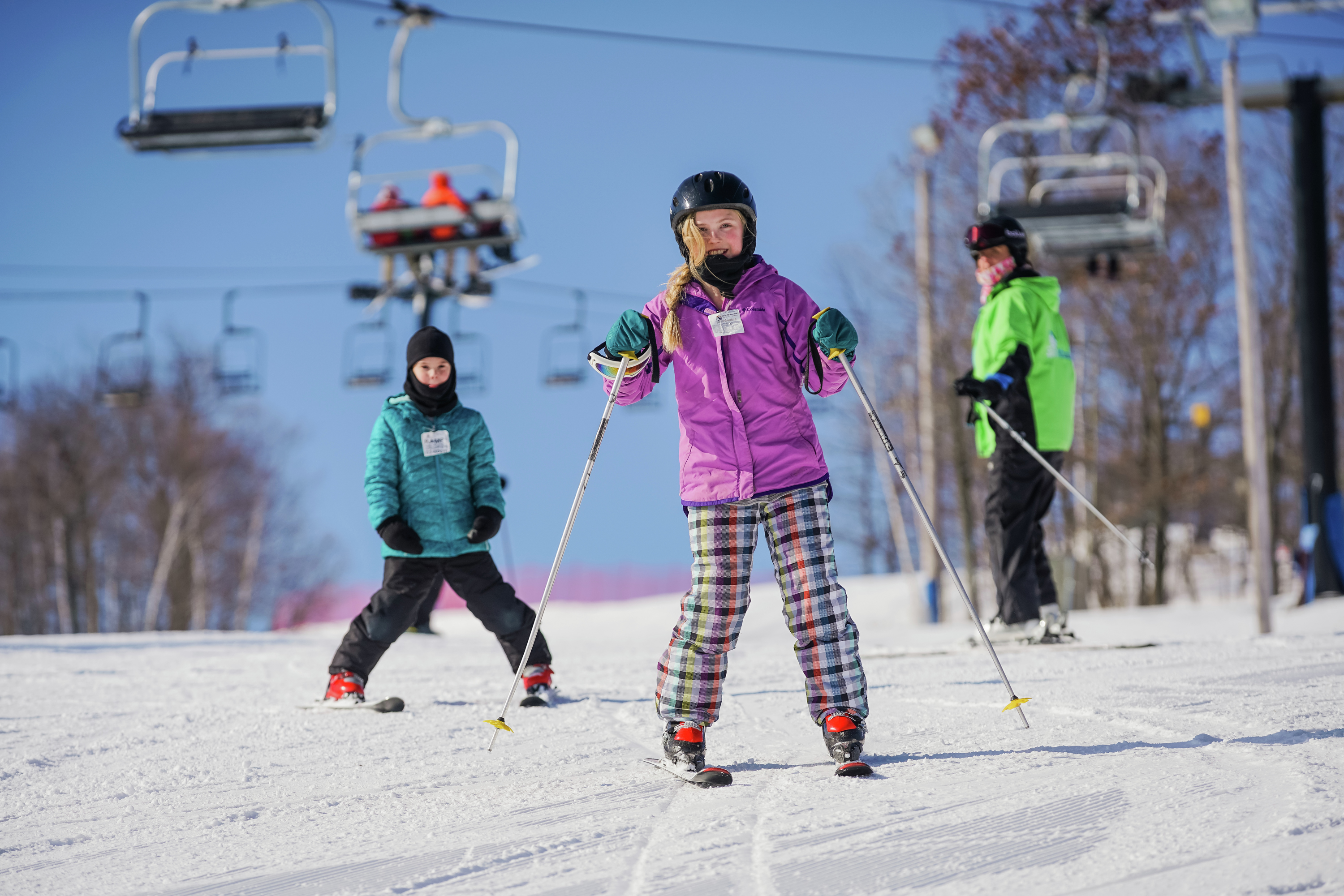 Kids downhill skiing at Spirit Mountain in Duluth