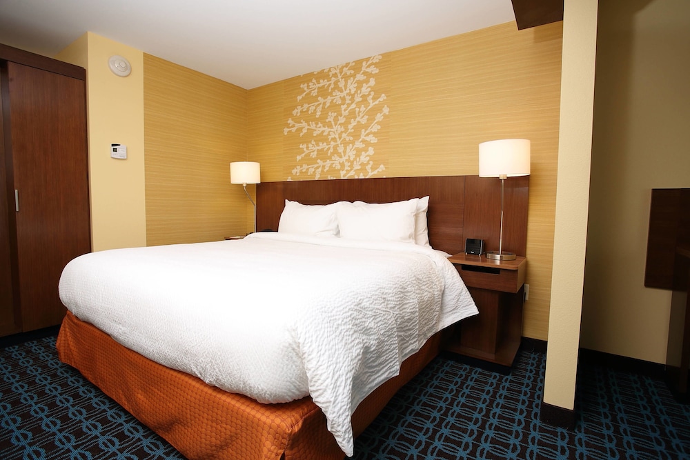 Fairfield Inn & Suites in East Grand Forks