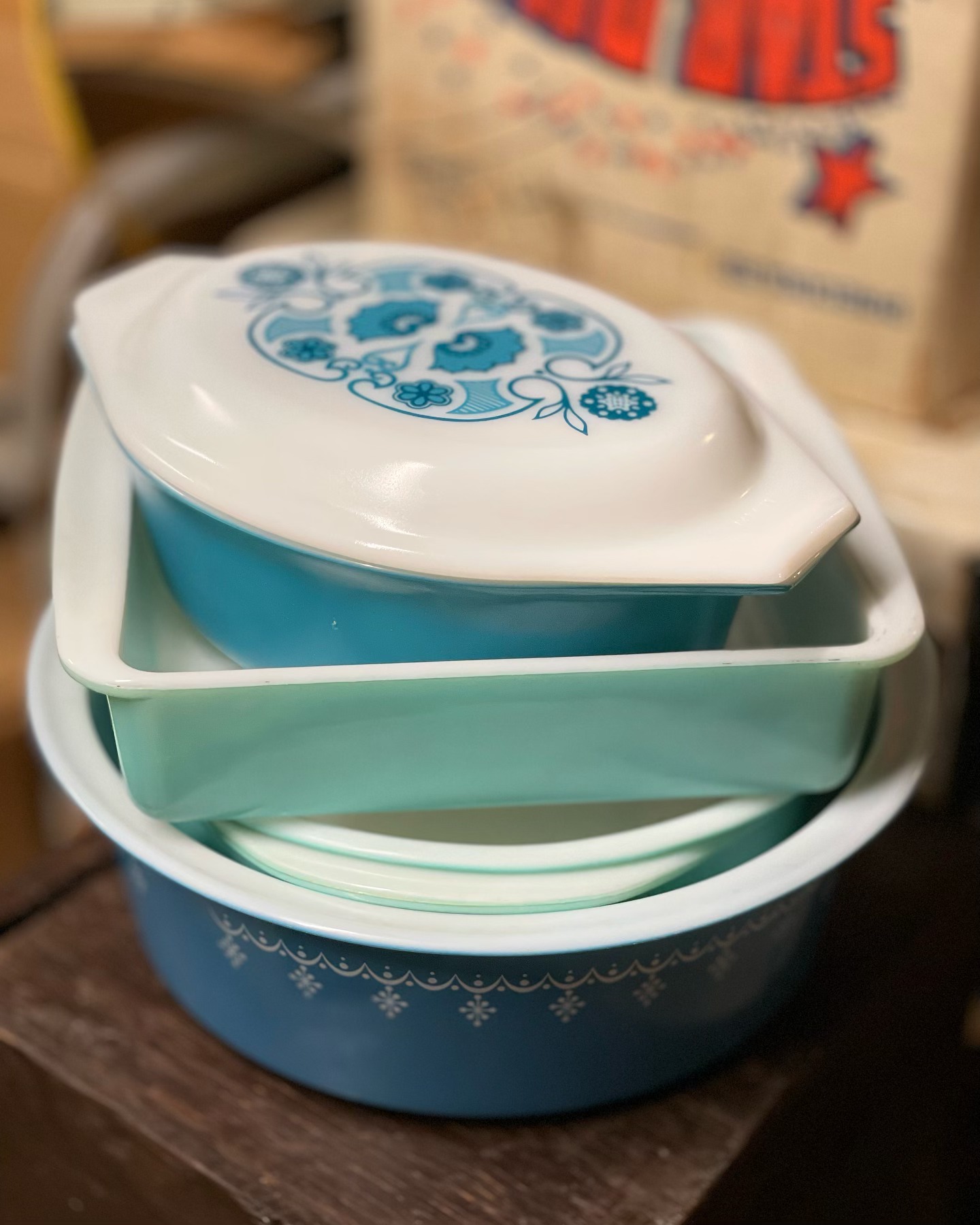 The Pyrex collection at Turquoise Vintage