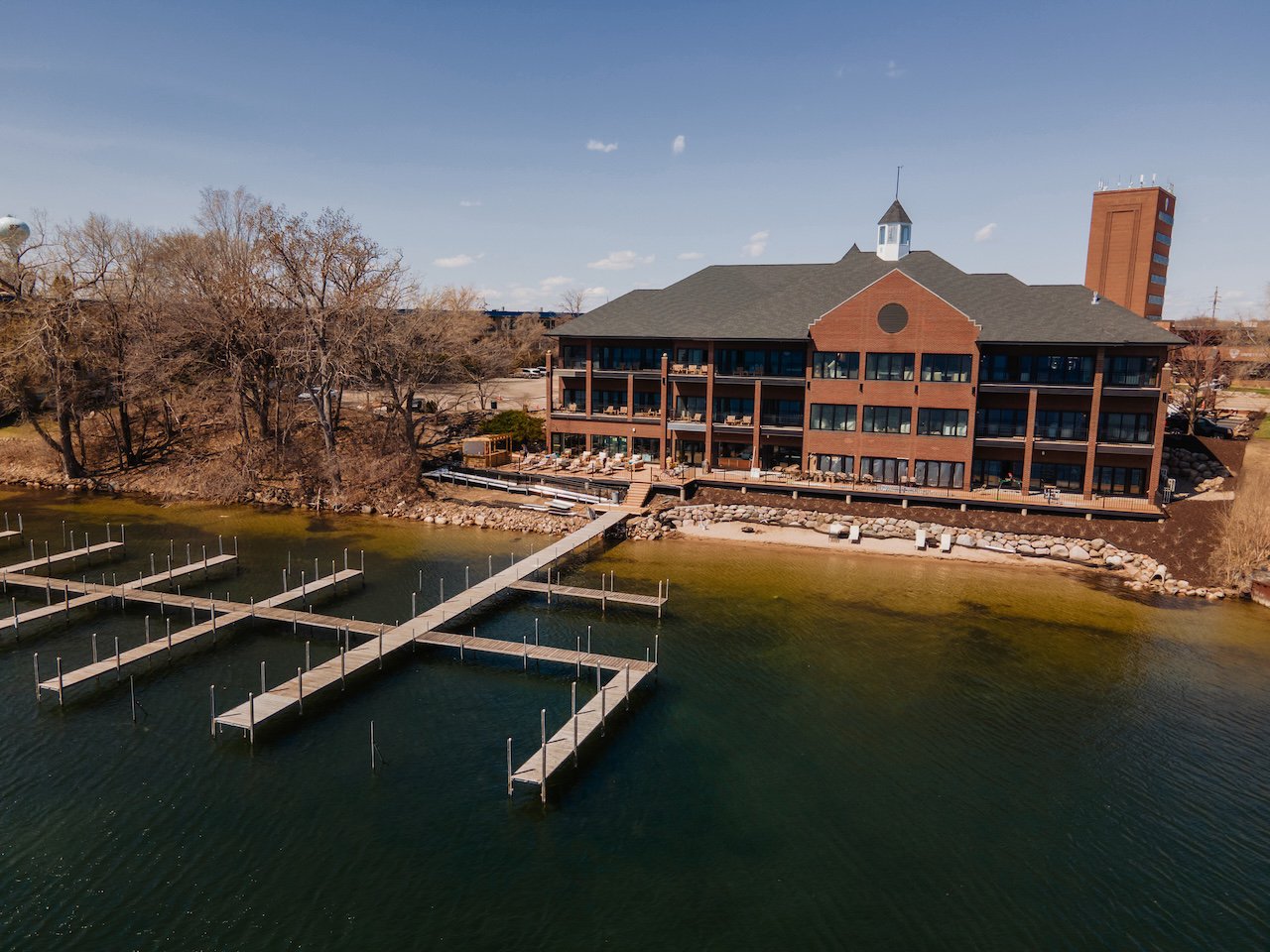The Shoreline Hotel