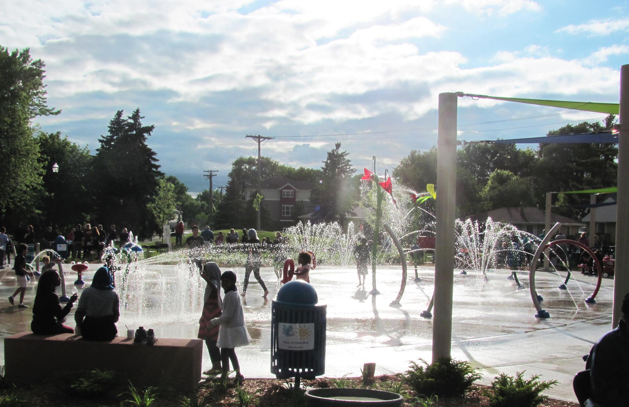 Huset Park West splash pad in Columbia Heights