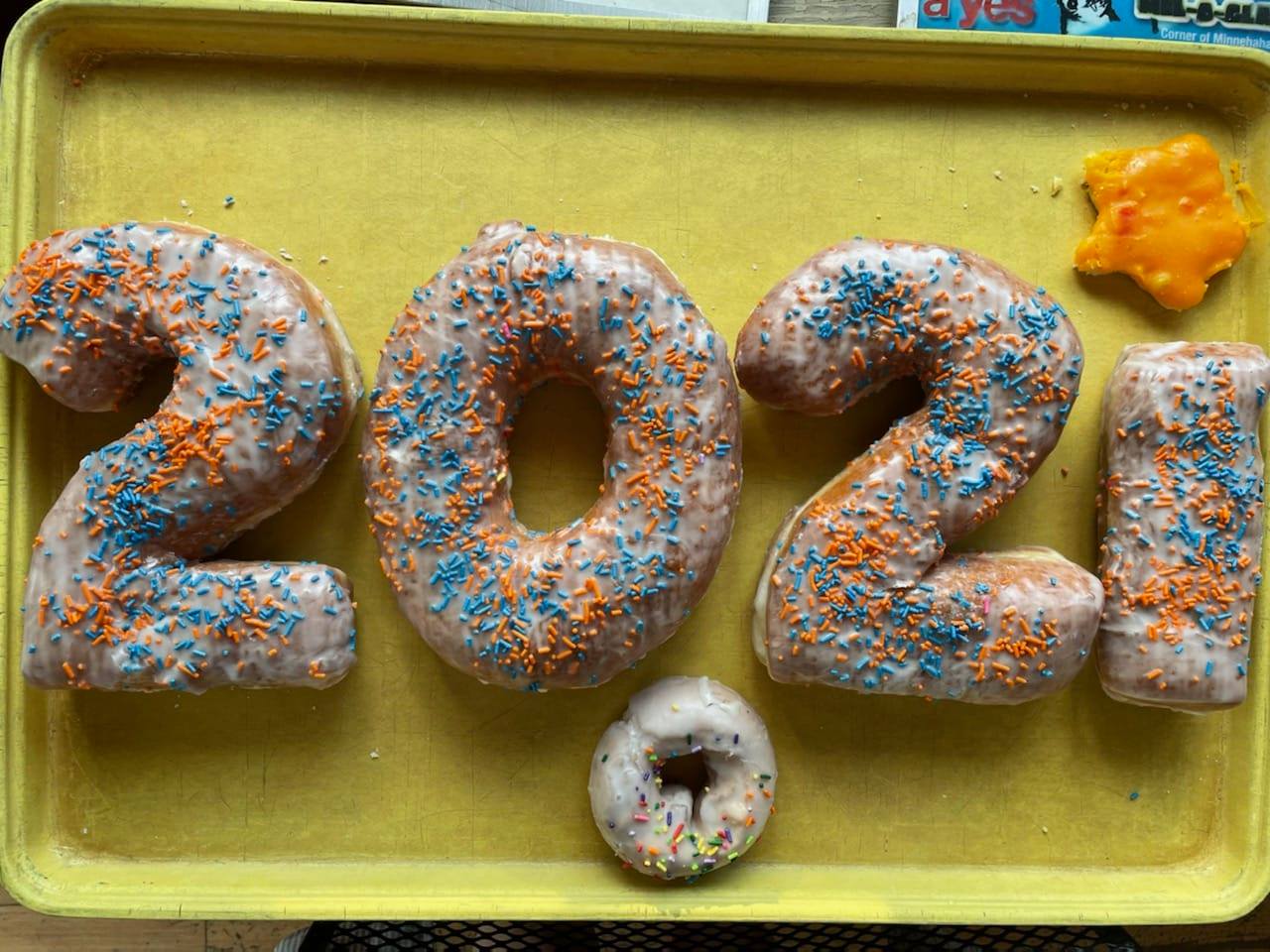 Mel-O-Glaze shares its special donuts for a graduating class