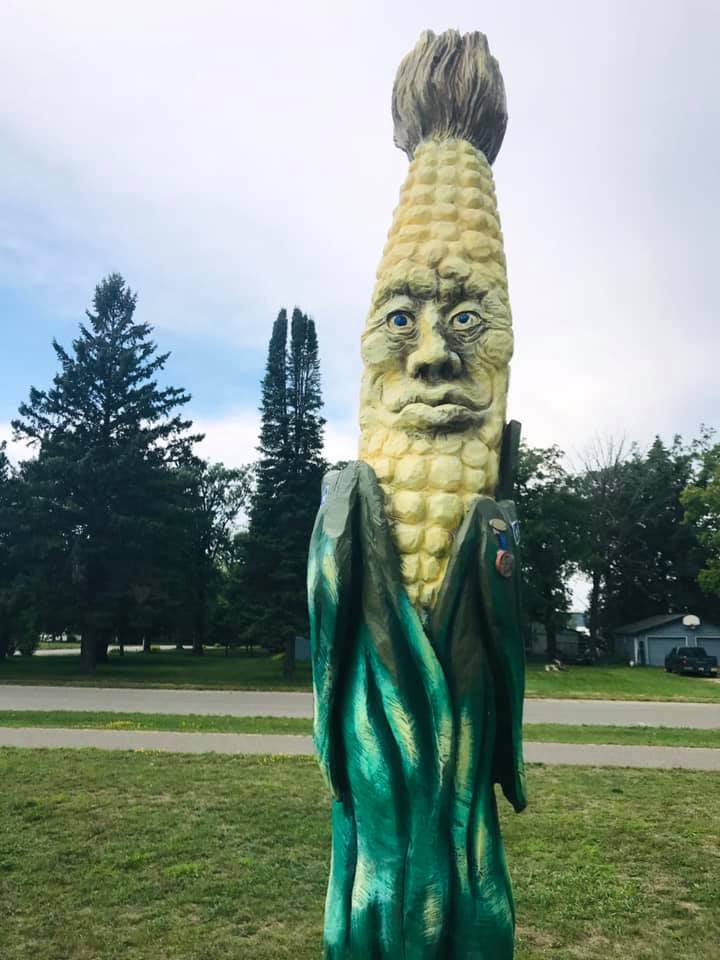 Colonel Cobbler statue in Backus
