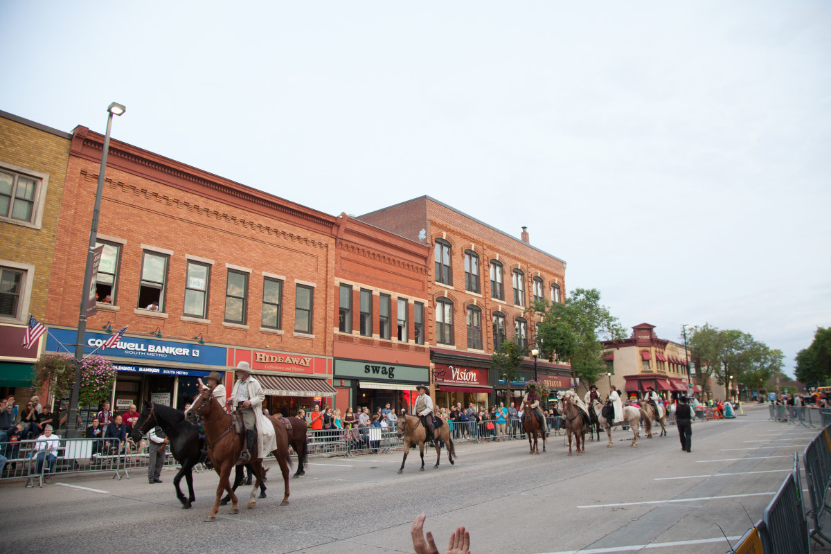 Defeat of Jesse James Days Explore Minnesota