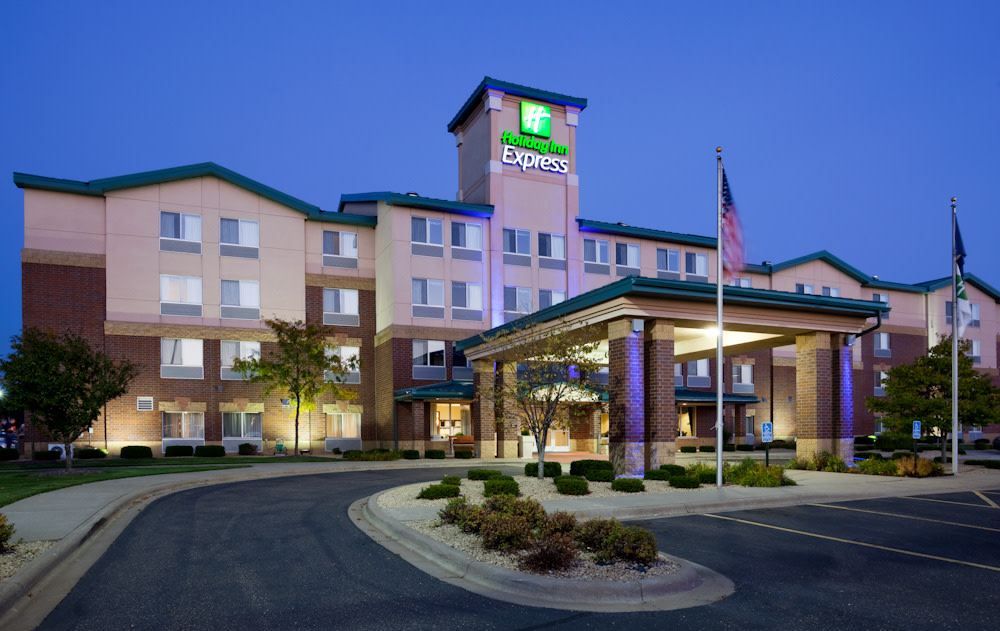 Holiday Inn Express & Suites St. Paul Ne (Vadnais Heights)