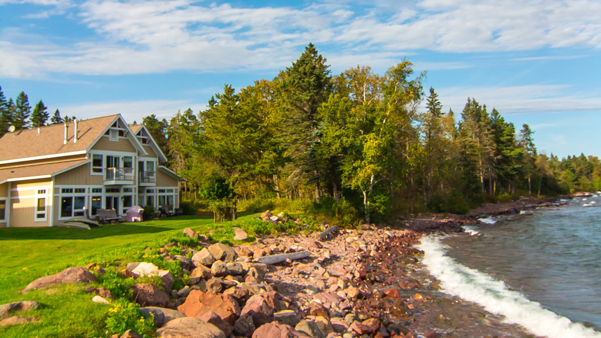Larsmont Cottages on Lake Superior Explore Minnesota