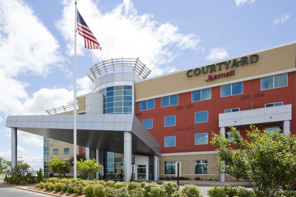 Courtyard Marriott Maple Grove Arbor Lakes Explore Minnesota