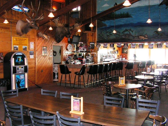 The Sandbar Fins Rooftop Bar Explore Minnesota