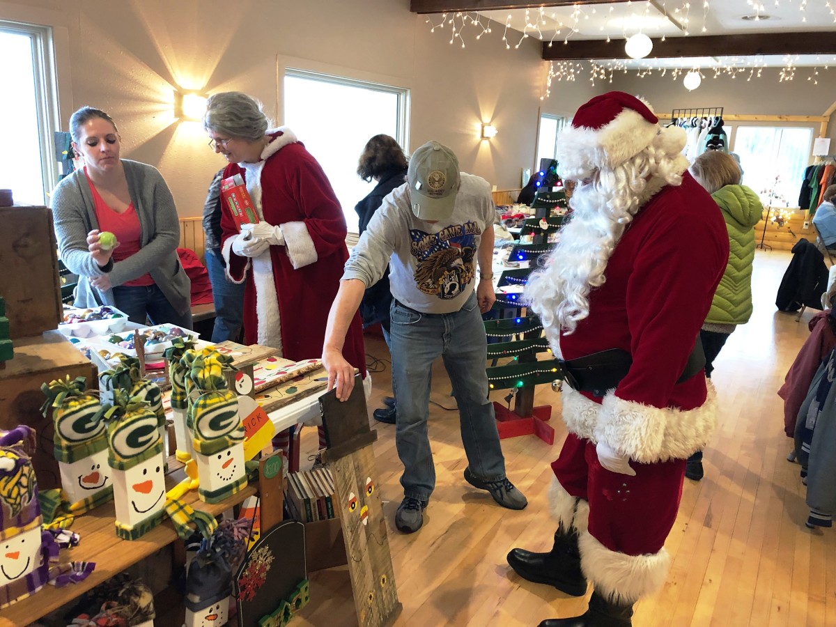 Holiday Pop Up Sales Explore Minnesota