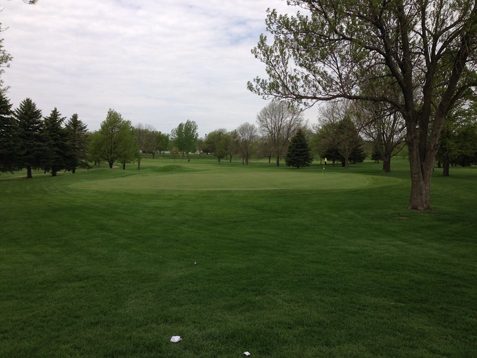 Countryside Golf Club, Minneota, Minnesota Golf course information