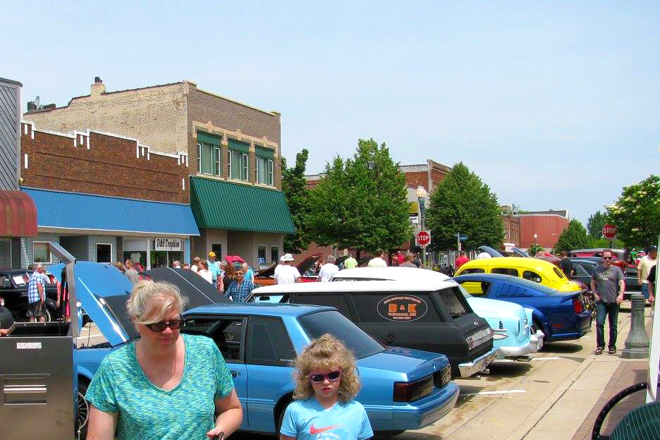 Borderline Cruisers Classic Car Show | Explore Minnesota