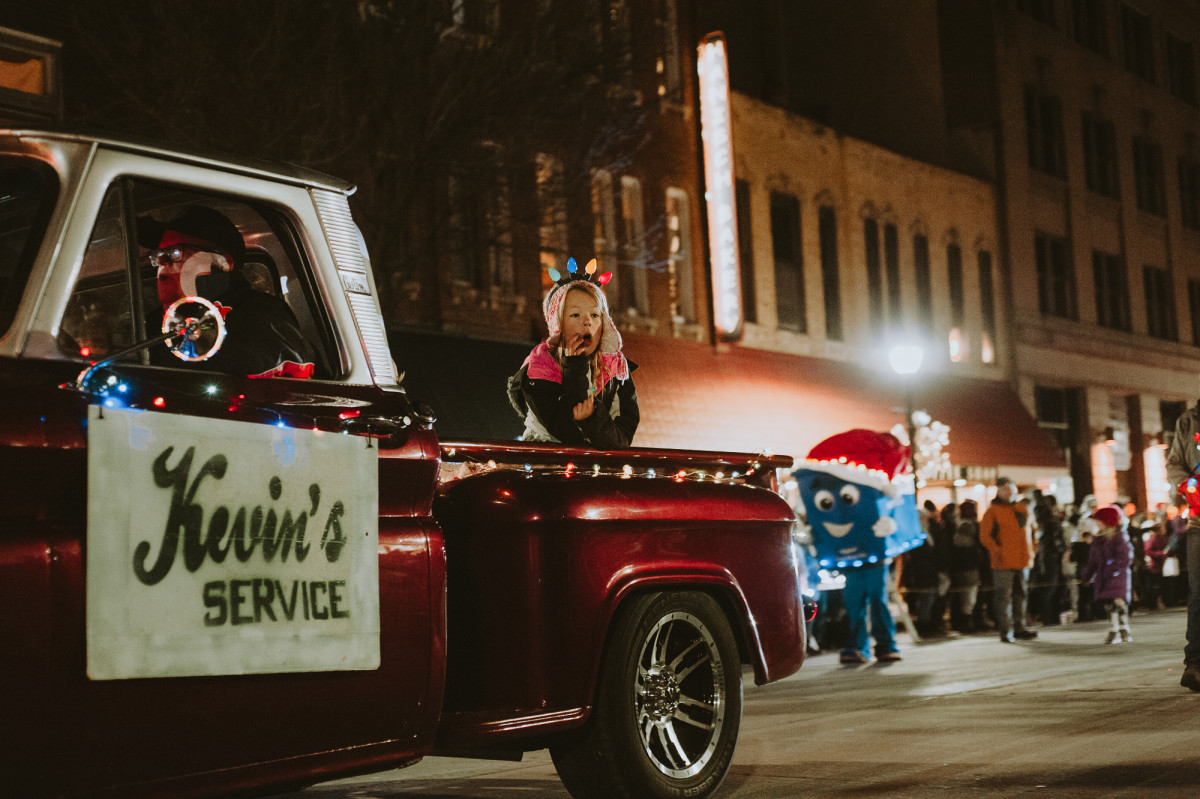 21st Annual Holiday Stroll Explore Minnesota