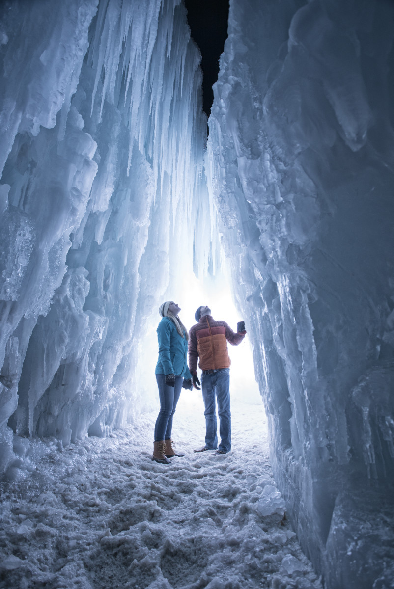 Ice Castles Explore Minnesota