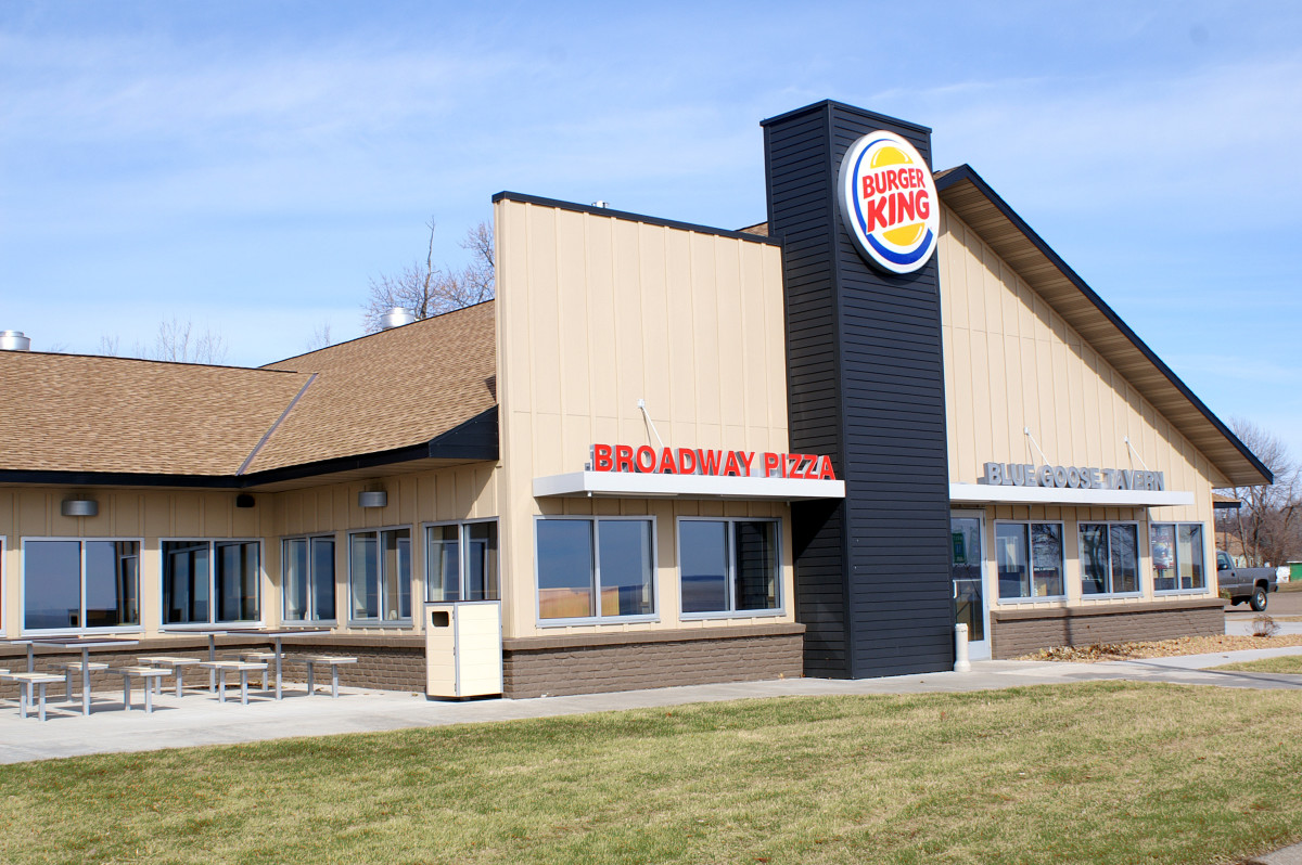 Broadway Bar & Pizza Explore Minnesota