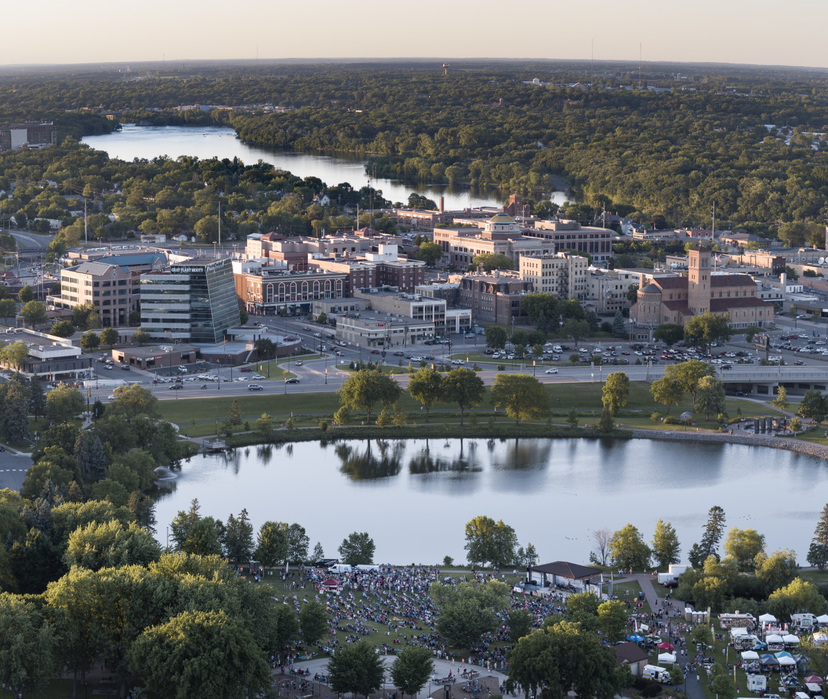 St. Cloud MN: Where Urban Meets Outdoors 