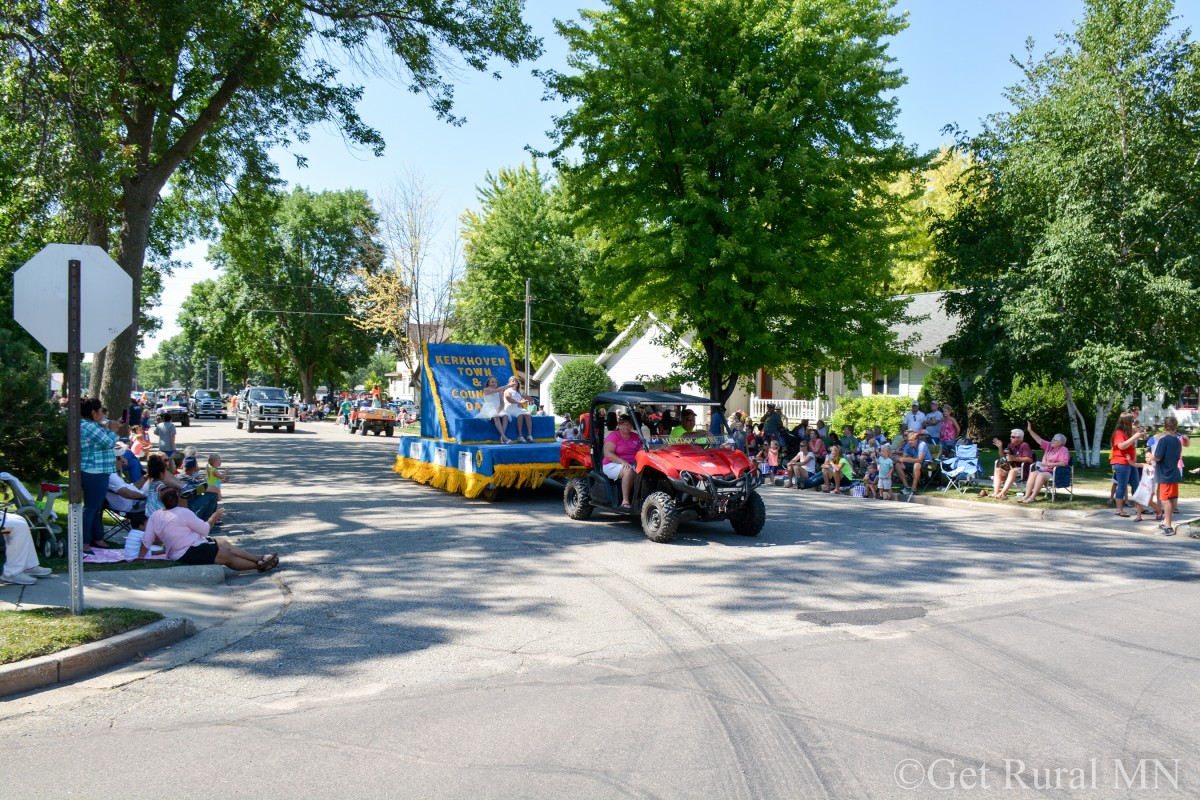 Town and Country Days Explore Minnesota