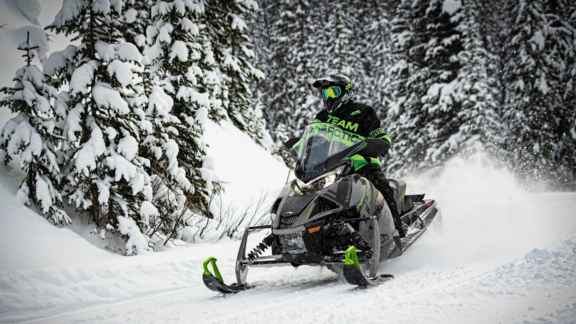 Snowmobiling in Thief River Falls