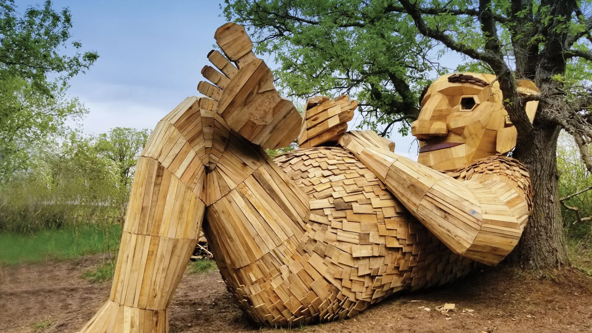 One of Thomas Dambo's trolls in Detroit Lakes