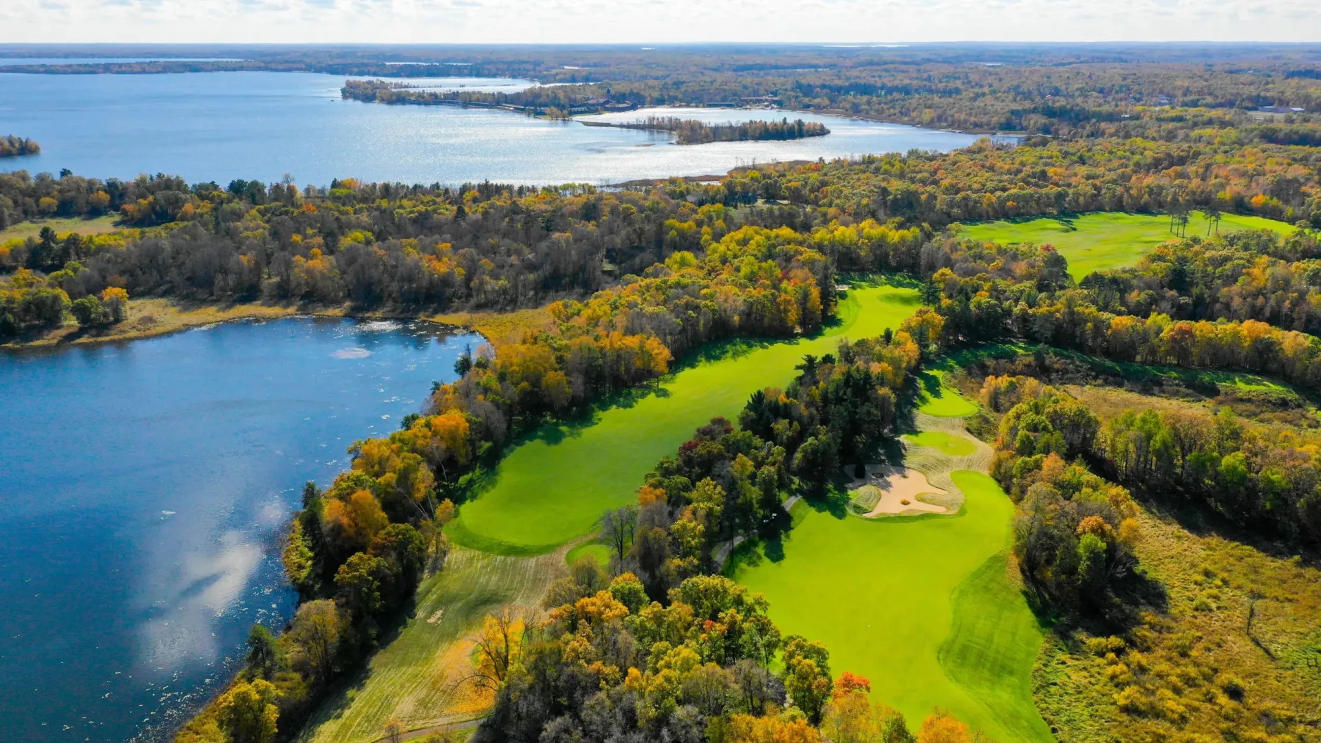 An aerial view of the Deacon's Lodge Golf Course at Breezy Point Resort