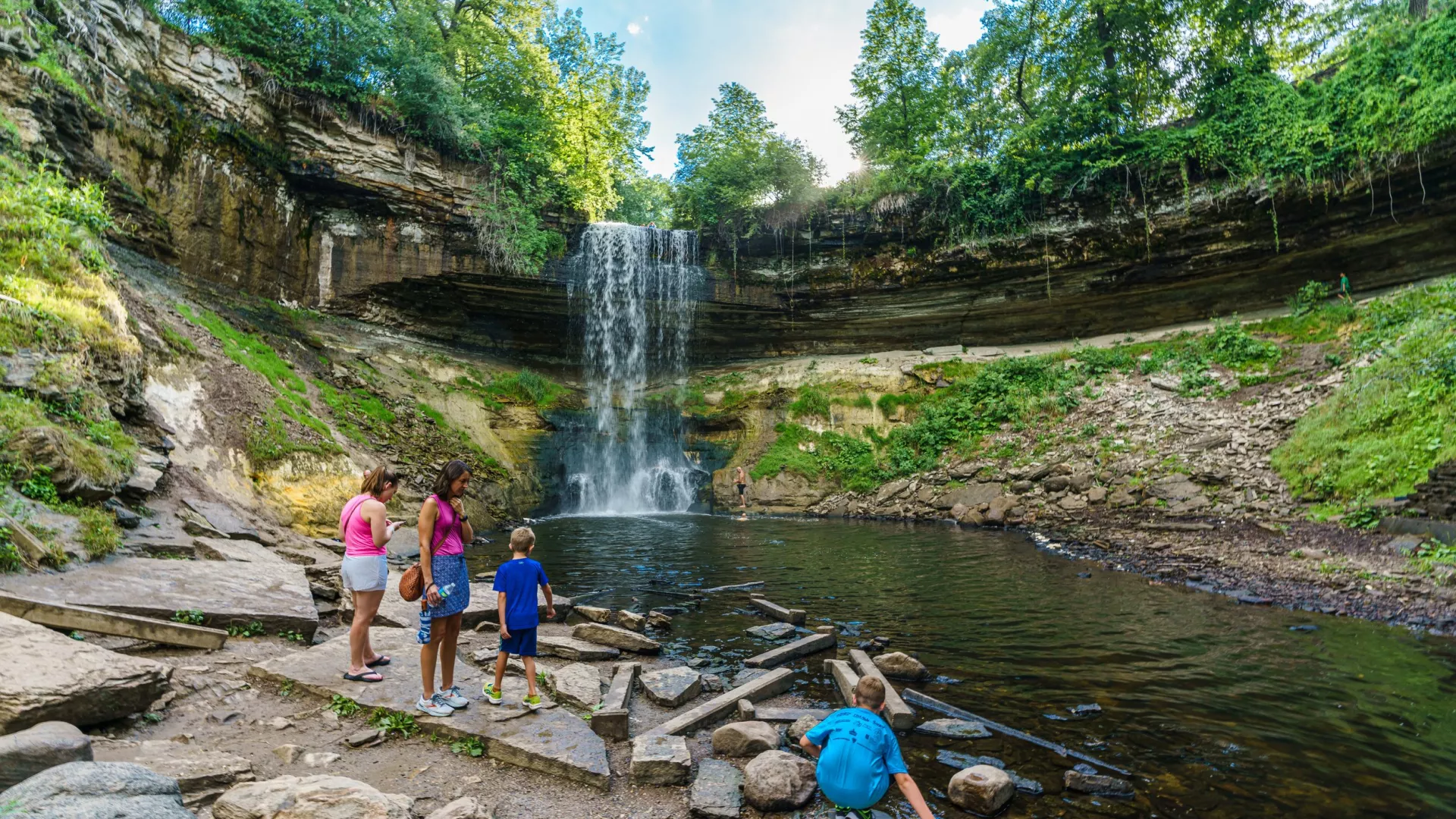 Minnehaha Falls from below