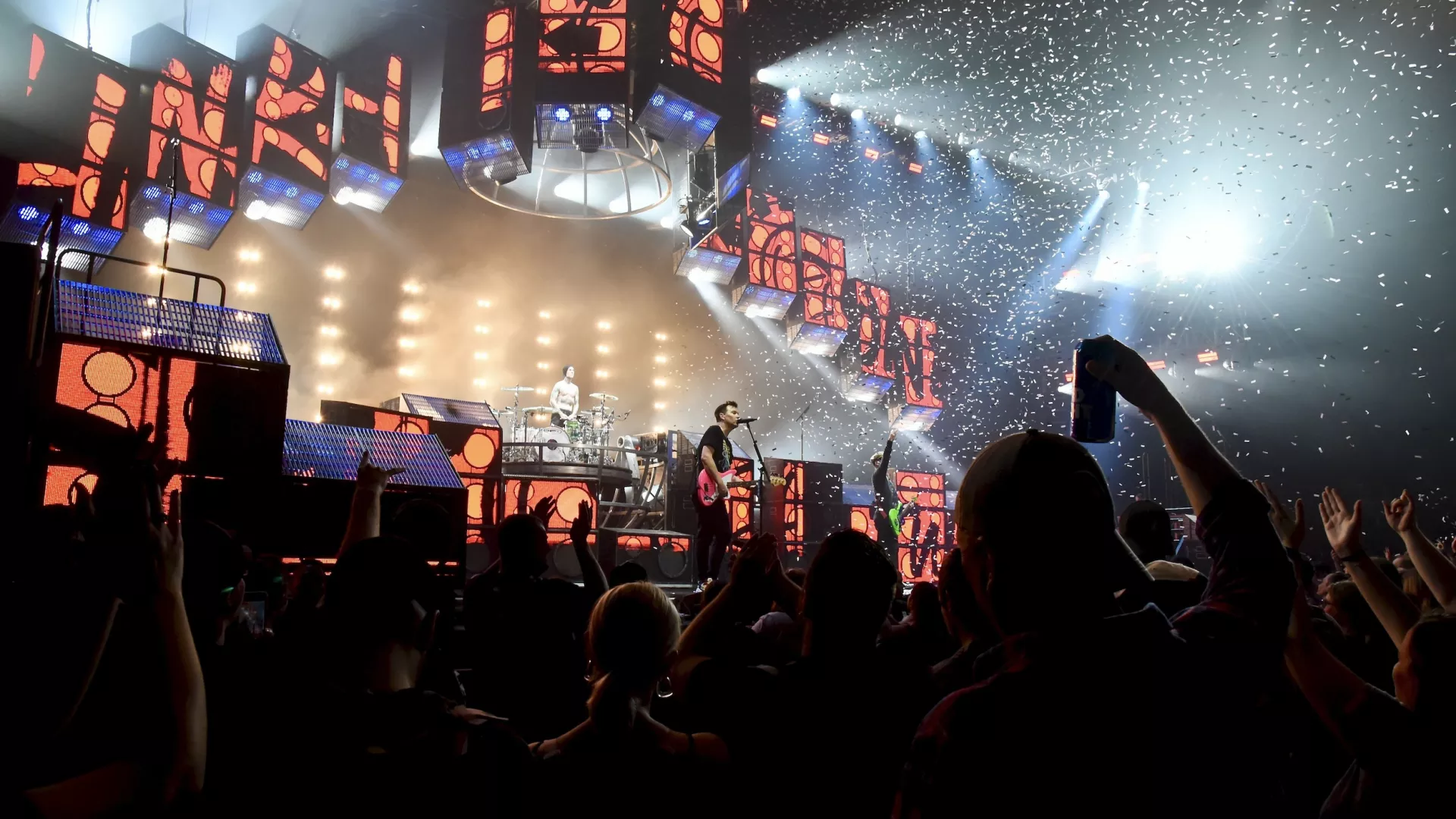 blink-182 live at Target Center