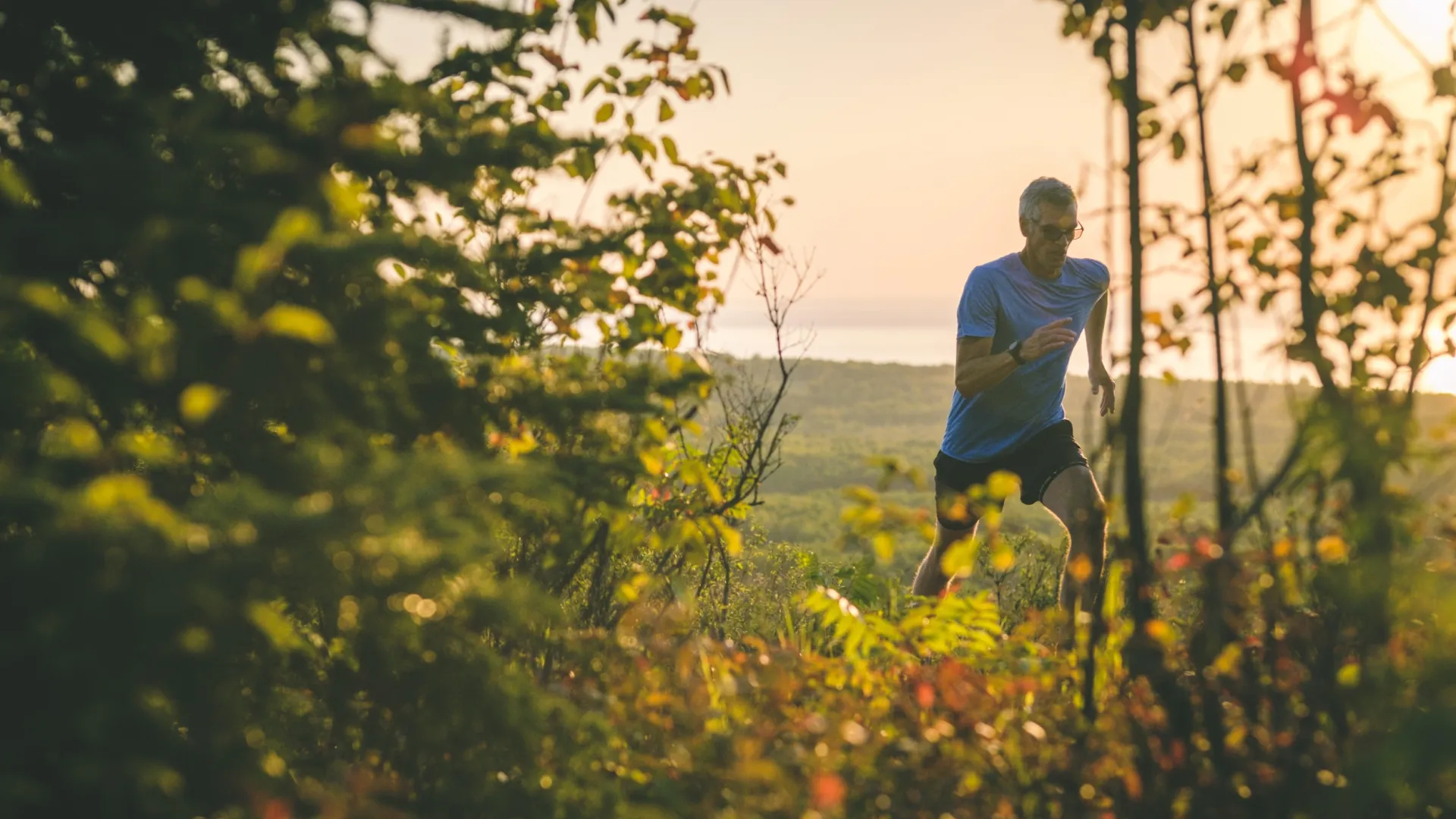 A trail runner in Duluth