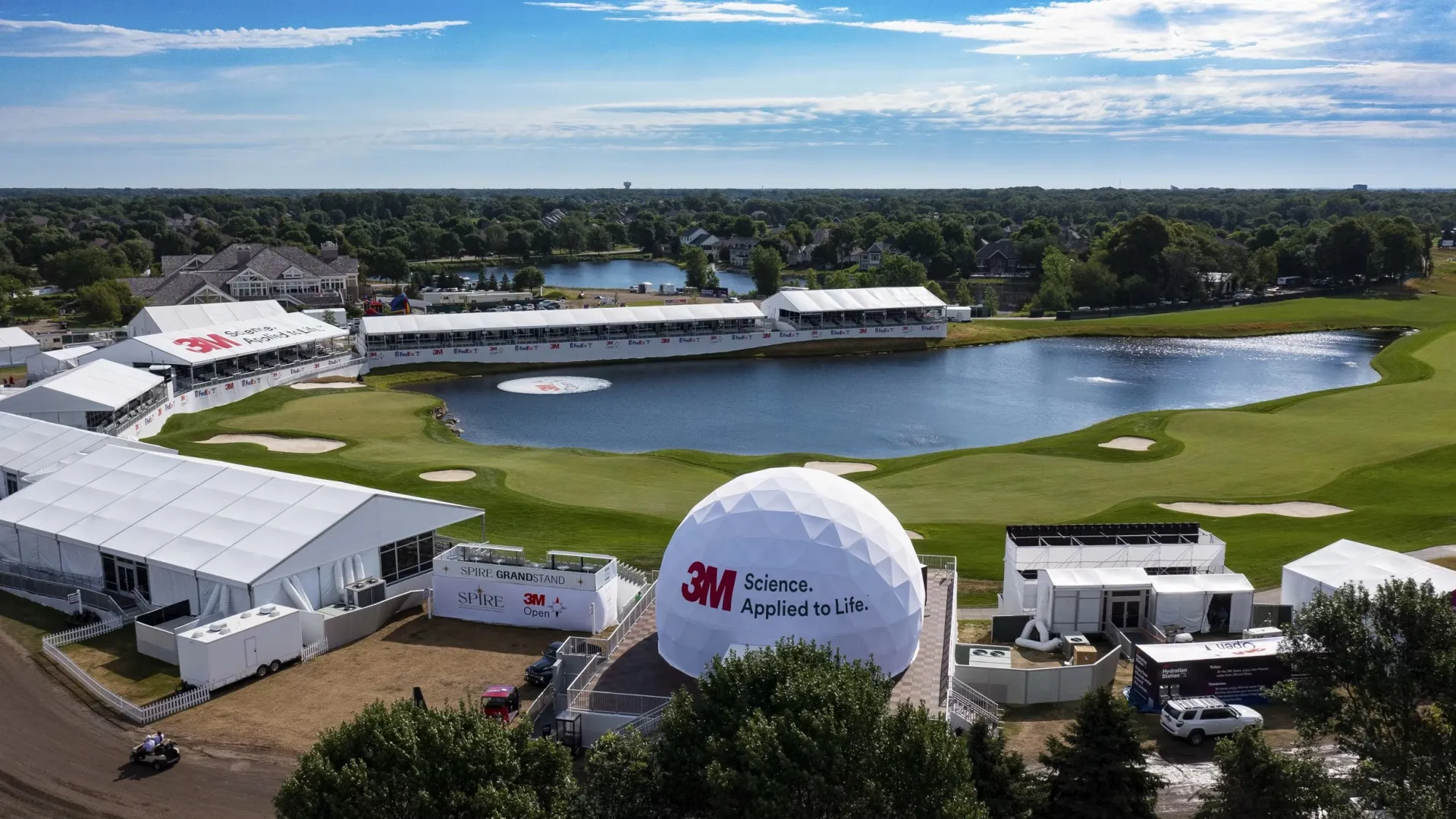 The 18th hole at the 3M Open