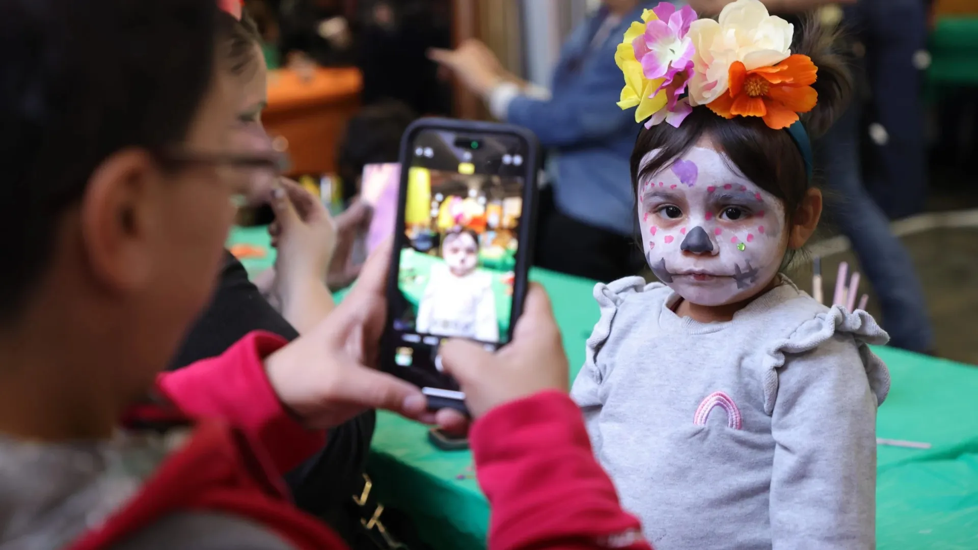 CLUES hosts a Día de Muertos event at Midtown Global Market