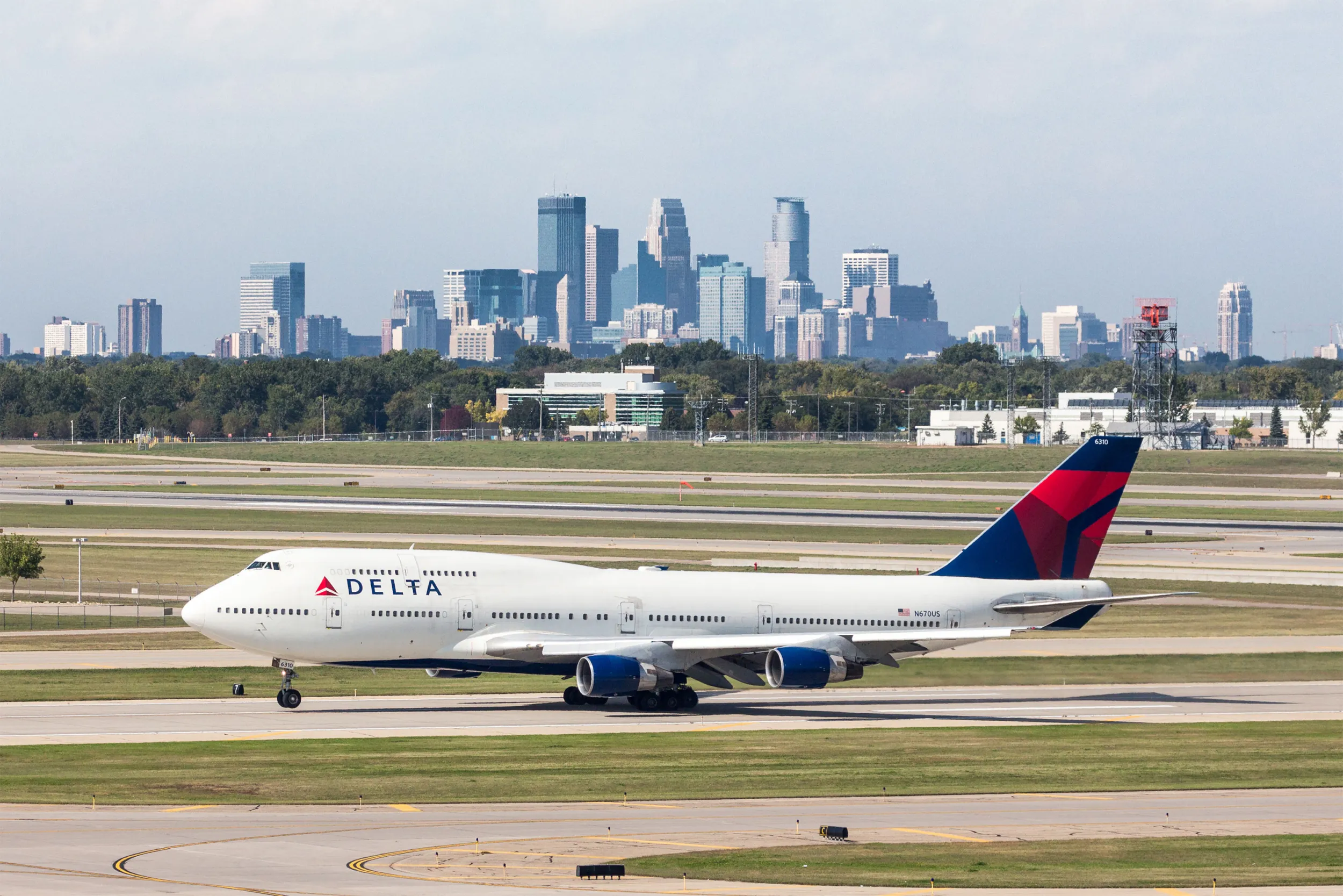 Airplane MSP Airport Minneapolis skyline