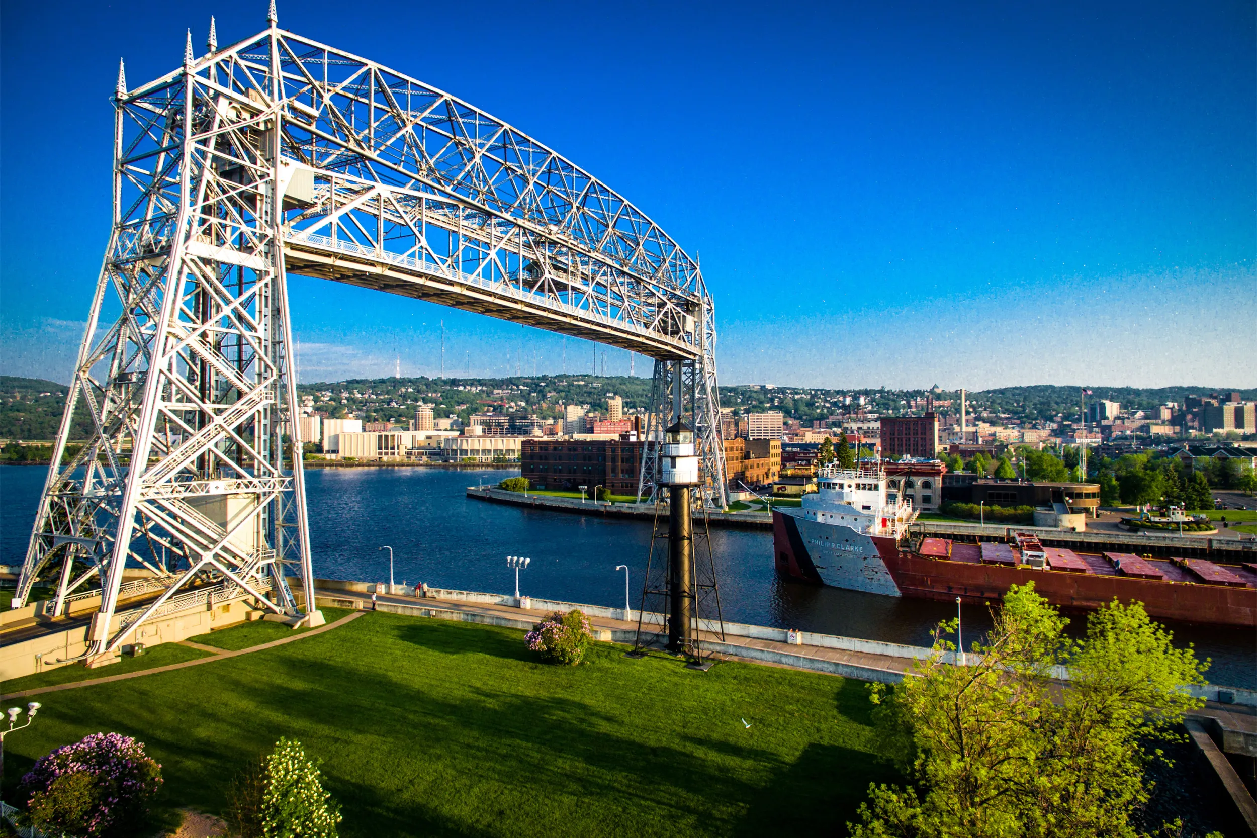 Lift Bridge ship Duluth
