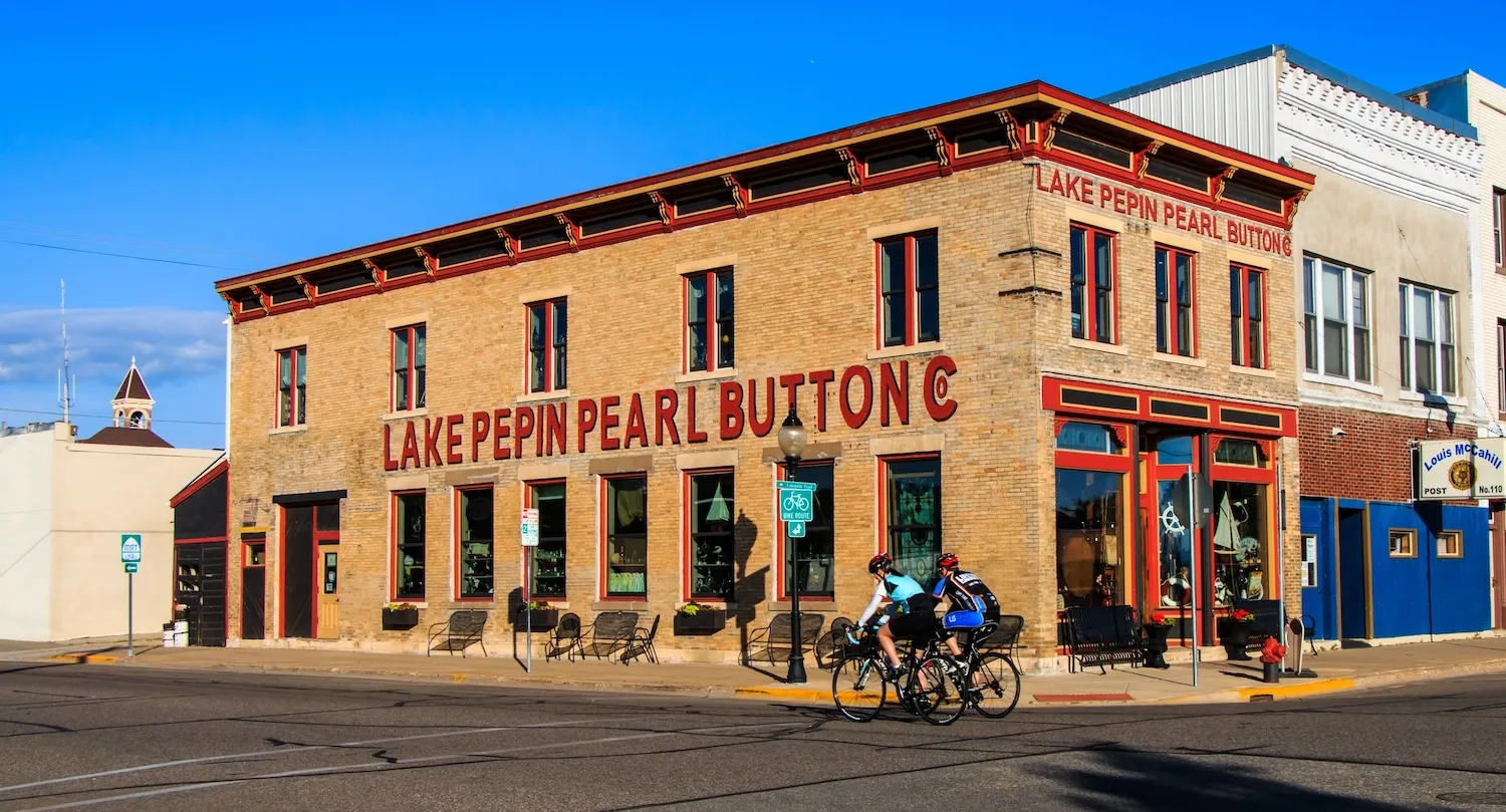 Lake Pepin Pearl Button Company