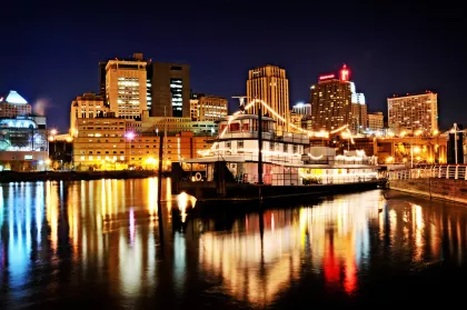 Covington Inn floats on the Mississippi River in Saint Paul