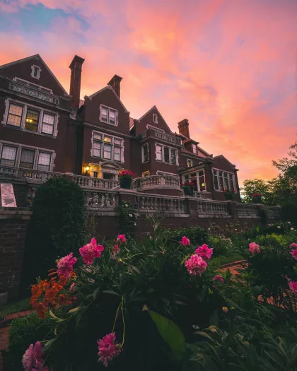Glensheen Estate in Duluth at sunset