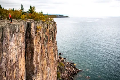 Beaver Bay Palisade Head fall North Shore hiking