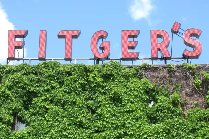 Letrero del Fitgers Brewery en Duluth
