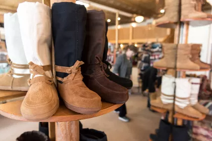 Steger Mukluks display