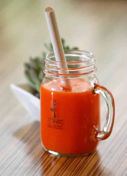 Vaso de jugo de Tonic en Rochester