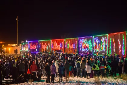 Crowd outside Canadian Pacific Holiday Train