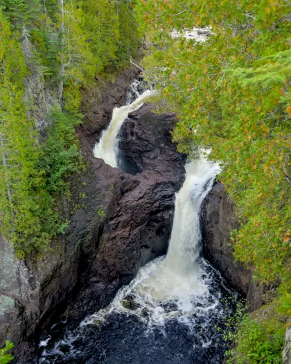 The Devil's Kettle waterfall
