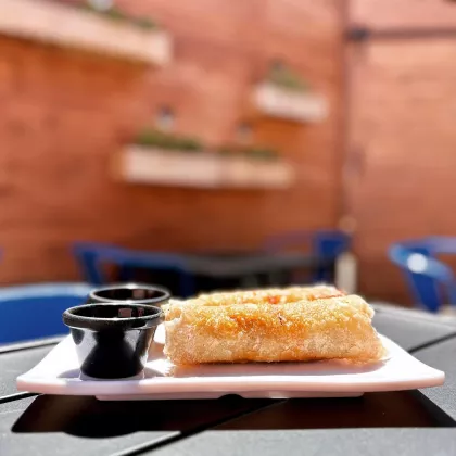 Em Quê Viêt egg rolls