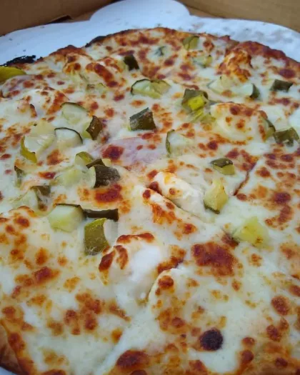 The Dillicious Pizza at Northshore Pizza Cafe