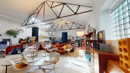 The Minneapolis-based vintage shop findfurnish