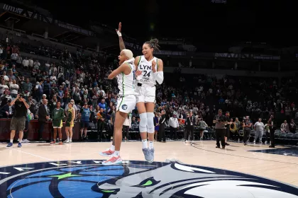 Courtney Williams and Napheesa Collier of the Minnesota Lynx