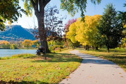Lake Park bike path in Winona