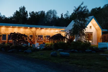 New Scenic Cafe at night