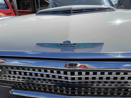 A Thunderbird at the Run to the Rapids Street Rod Show