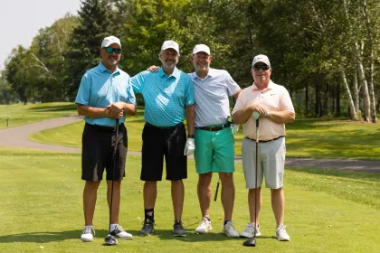 A group of golfers at Cragun's Legacy Courses