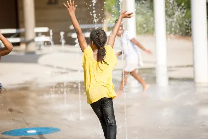 Burnes Park splash pad in Hopkins